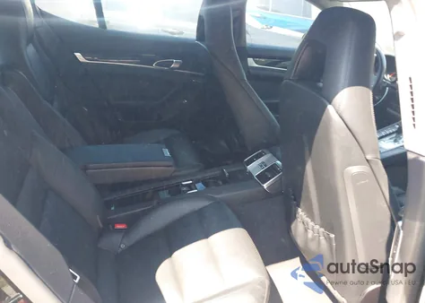 2016 Porsche Panamera 4 из США, поврежденный, VIN WP0AA2A76GL006032